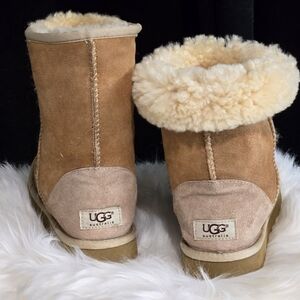 UGG Women's Tan Sheepskin Boots